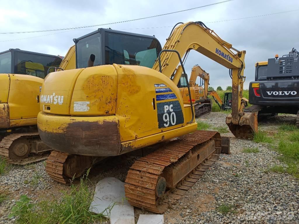Komatsu PC 90 Kāpurķēžu ekskavatori
