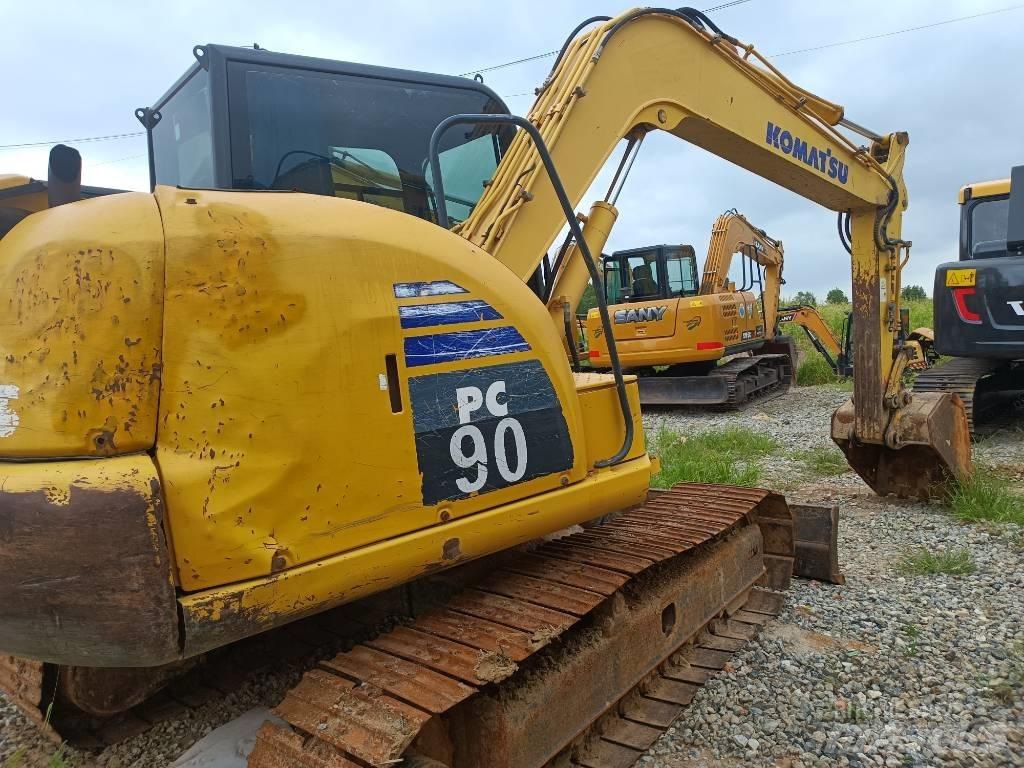 Komatsu PC 90 Kāpurķēžu ekskavatori