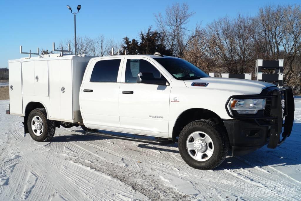 RAM 3500 TRADESMAN Vieglais kravas automobilis/izkraušana no sāniem