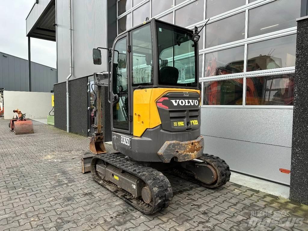 Volvo ECR25D Mini ekskavatori < 7 t