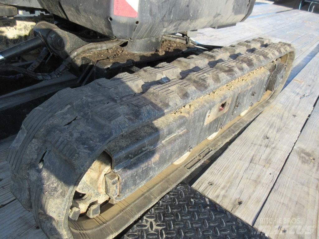  Bobcat® 418 Mini ekskavatori < 7 t