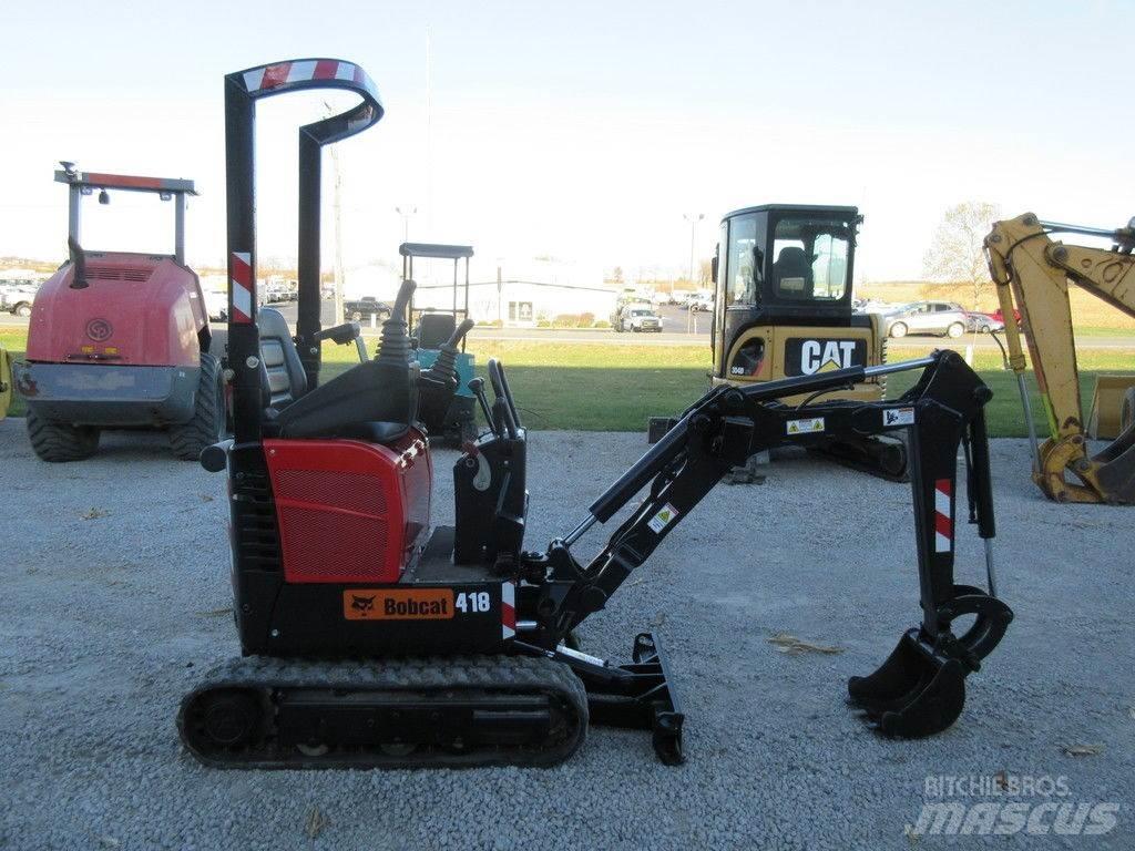  Bobcat® 418 Mini ekskavatori < 7 t