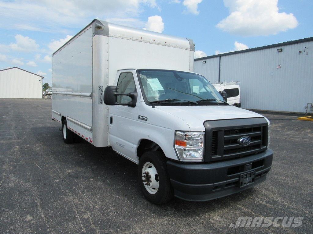 Ford E-350 Furgons