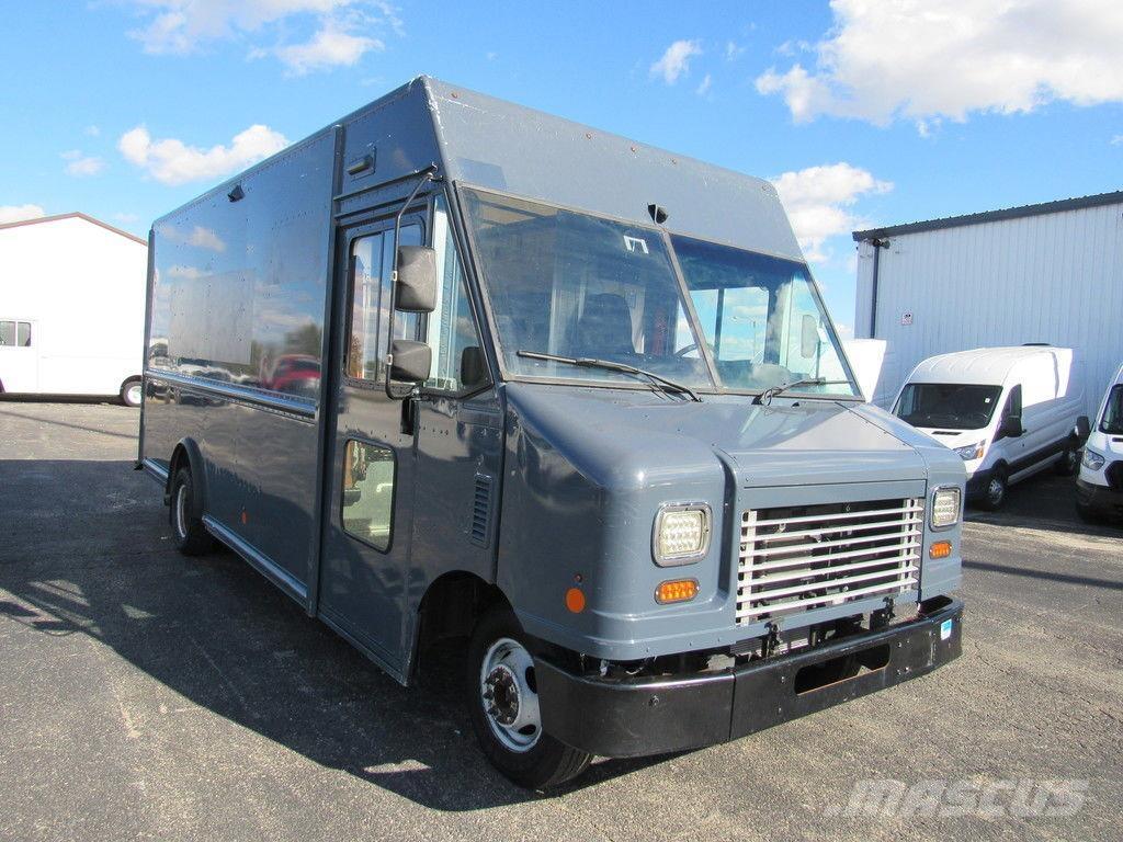 Ford E-450 Furgons