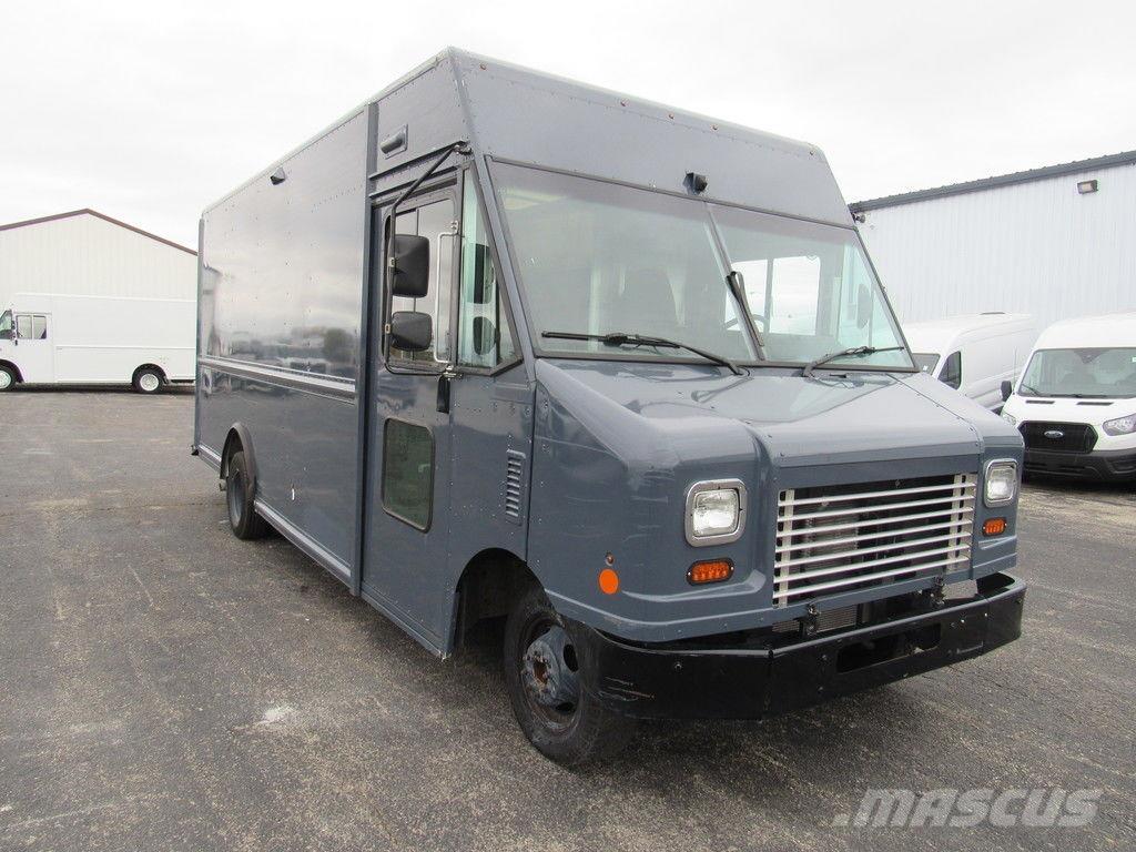 Ford E-450 Furgons