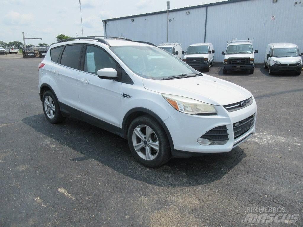 Ford Escape Automašīnas