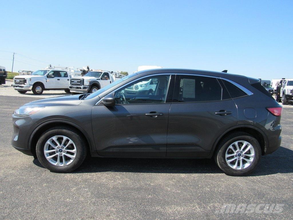 Ford Escape SE Automašīnas