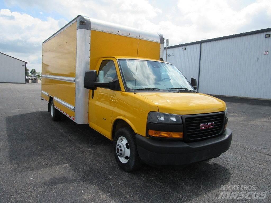 GMC Savana 3500 Furgons