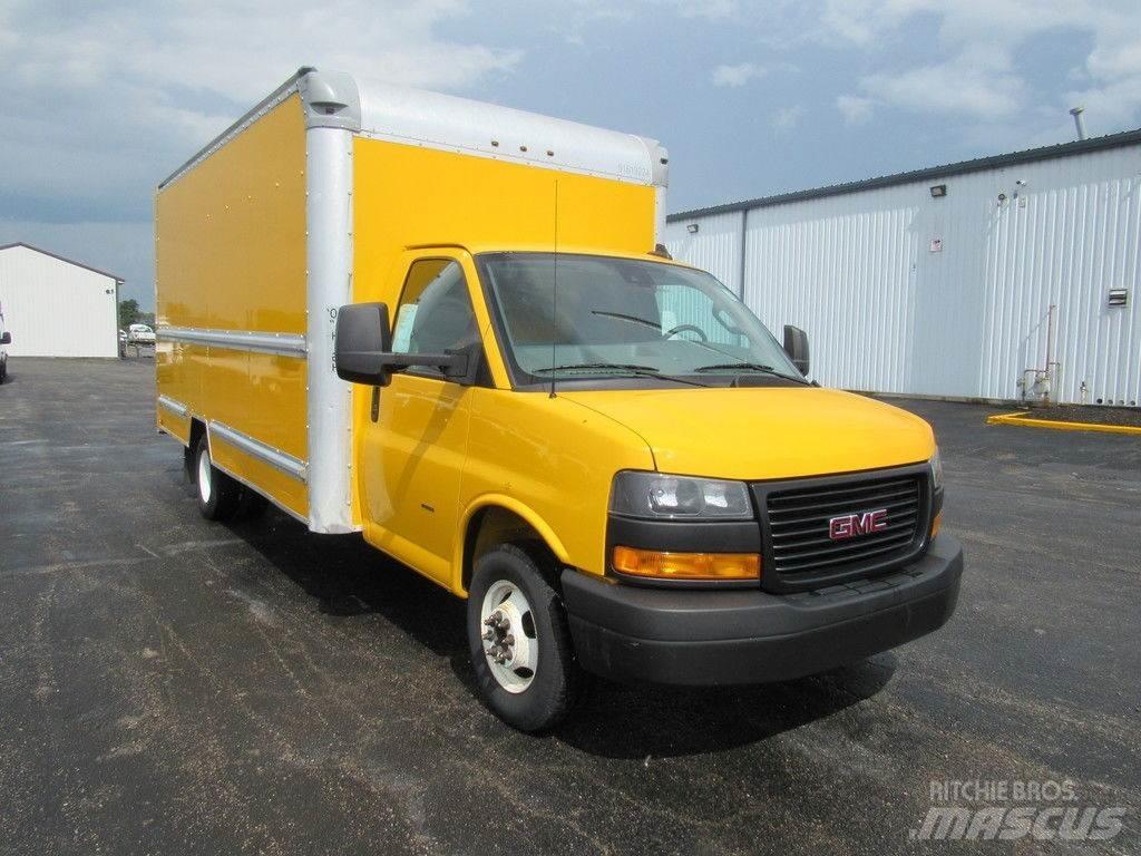 GMC Savana 3500 Furgons