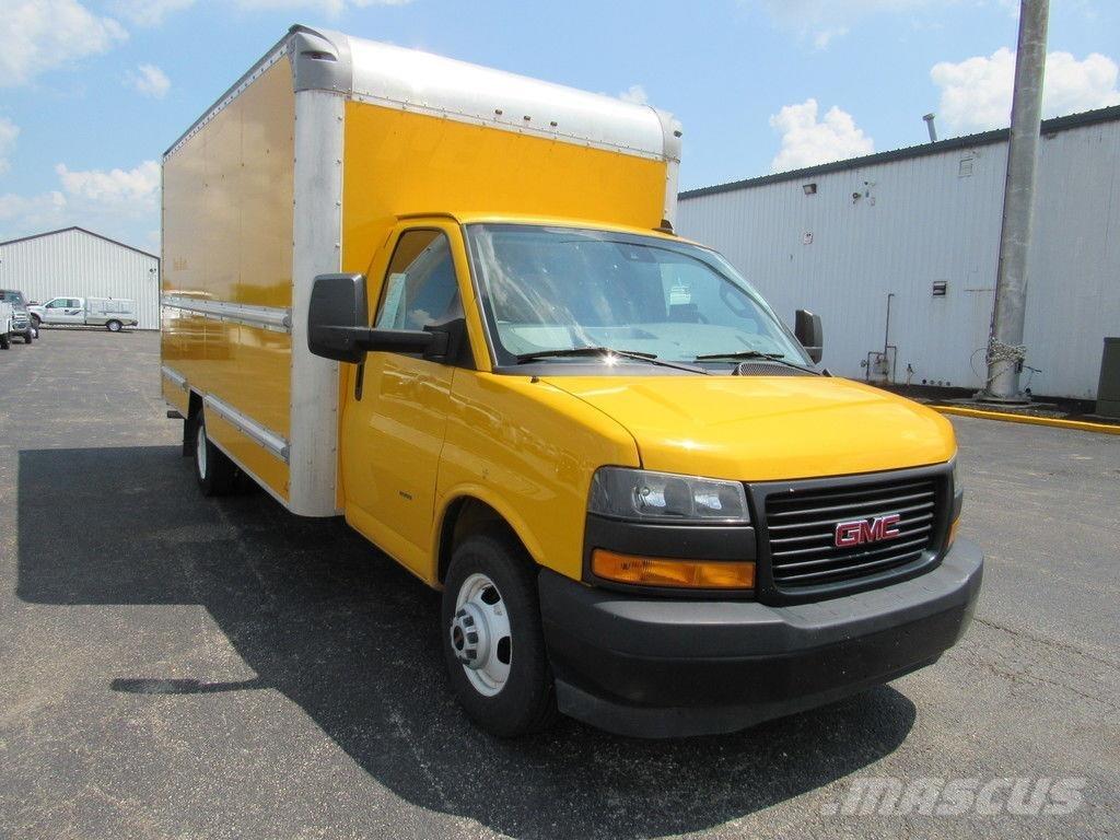GMC Savana 3500 Furgons