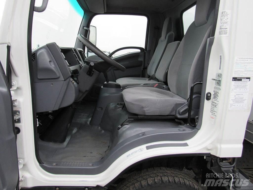 Isuzu NPR Furgons