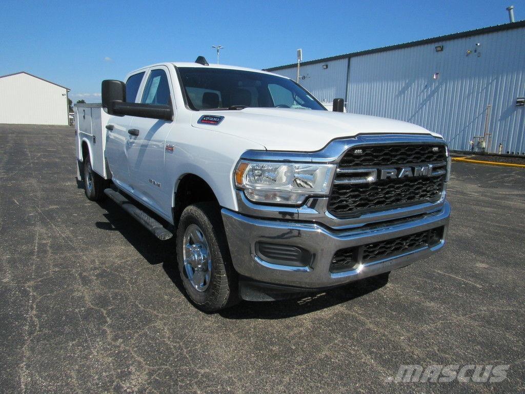RAM 2500 Evakuators ar manipulatoru