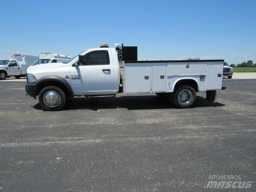 RAM 5500 Evakuators ar manipulatoru