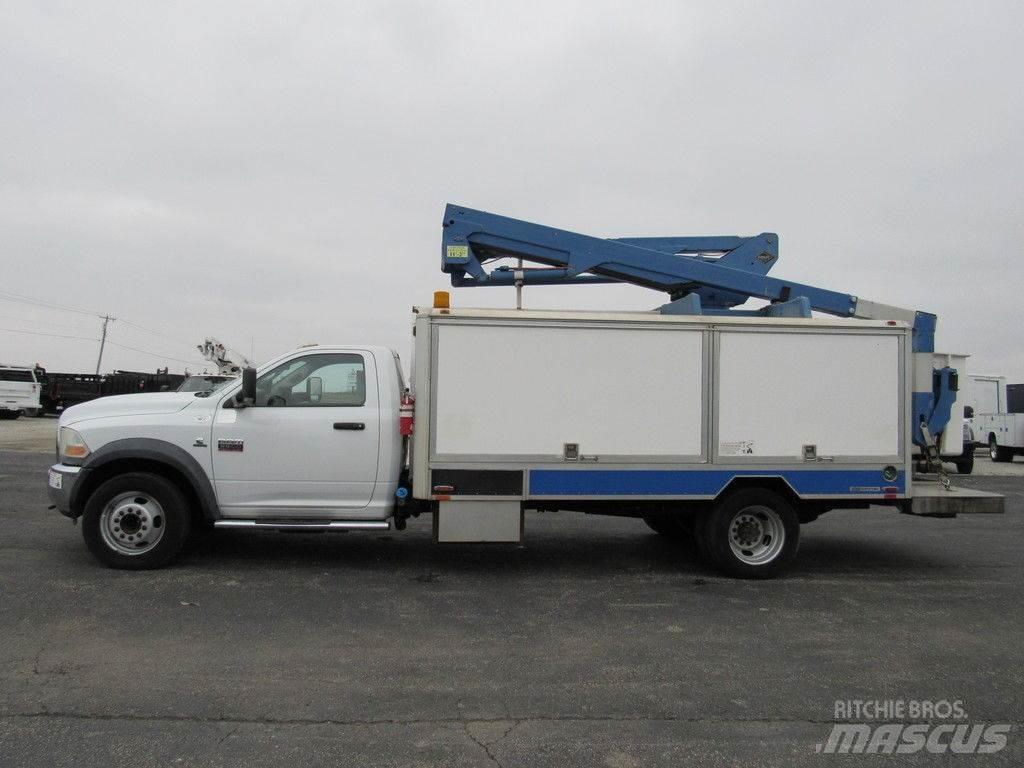 RAM 5500 Pacēlāji uz automašīnas bāzes