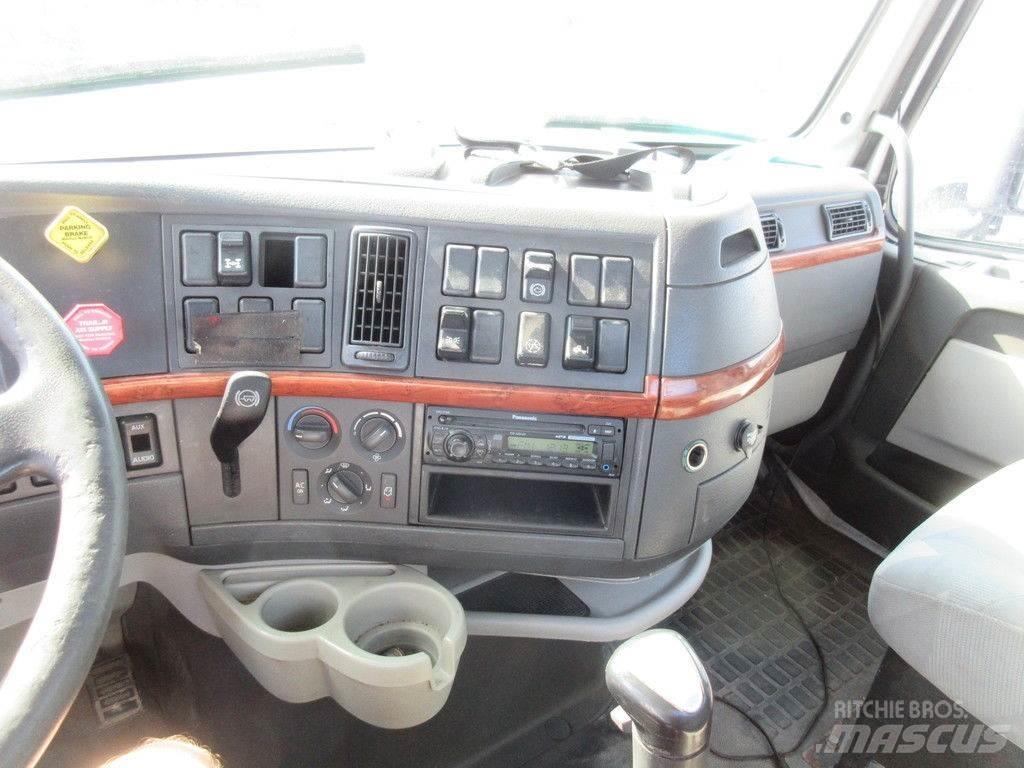 Volvo VNL64 Platformas/izkraušana no sāniem