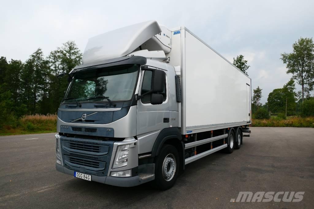 Volvo FM 330 6x2*4 Kravas automašīnas - refrižeratori