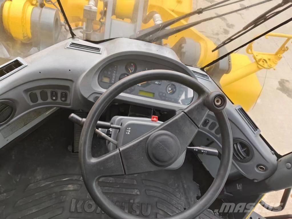 Komatsu WA 470-6 Iekrāvēji uz riteņiem