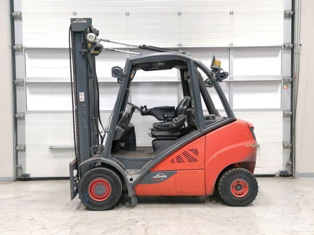 Linde H30D-02 Tehnika ar dīzeļa dzinēju