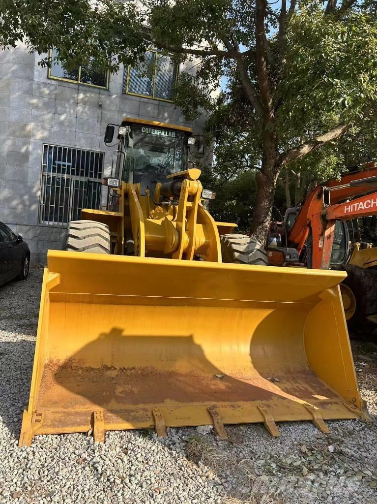 CAT 966 H Iekrāvēji uz riteņiem