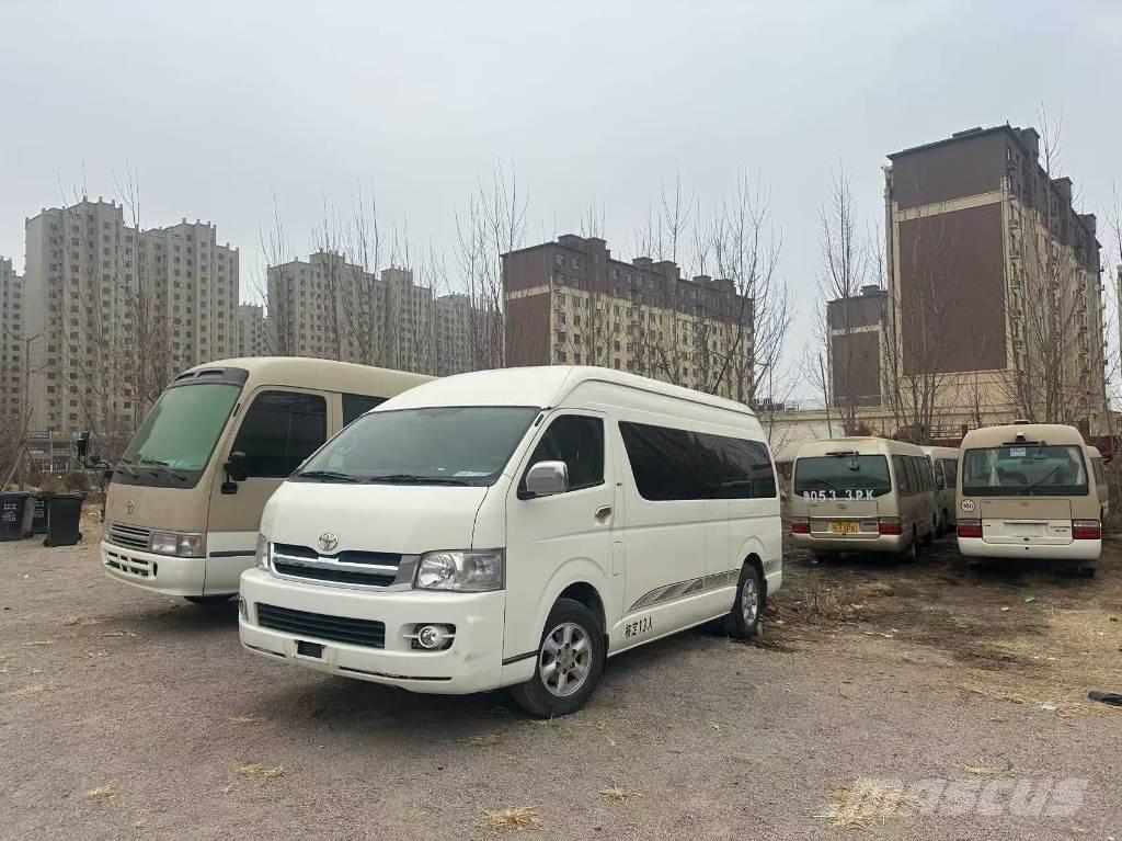 Toyota Hiace Starppilsētu autobusi
