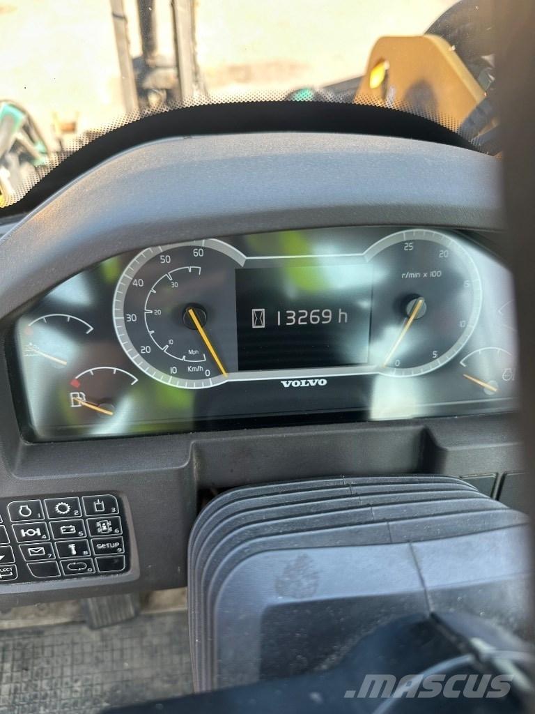 Volvo L 90 H Iekrāvēji uz riteņiem