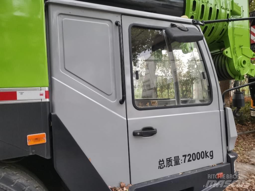zoomllon zat2600v Visurgājēji celtņi