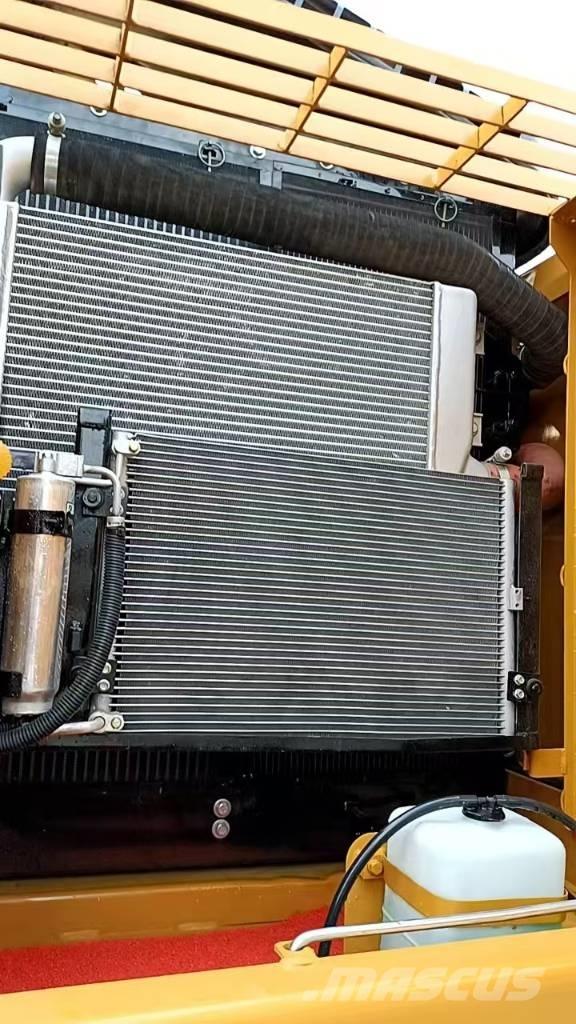 CAT 320DL Kāpurķēžu ekskavatori