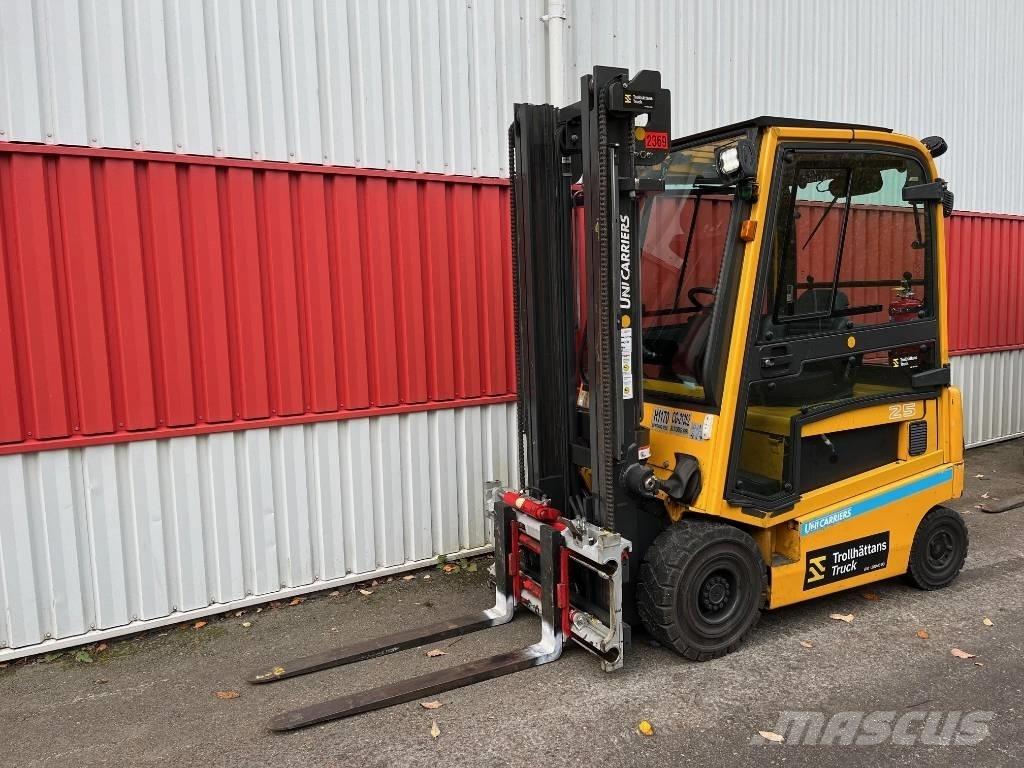 UniCarriers 1Q2L25Q Elektriskie iekrāvēji