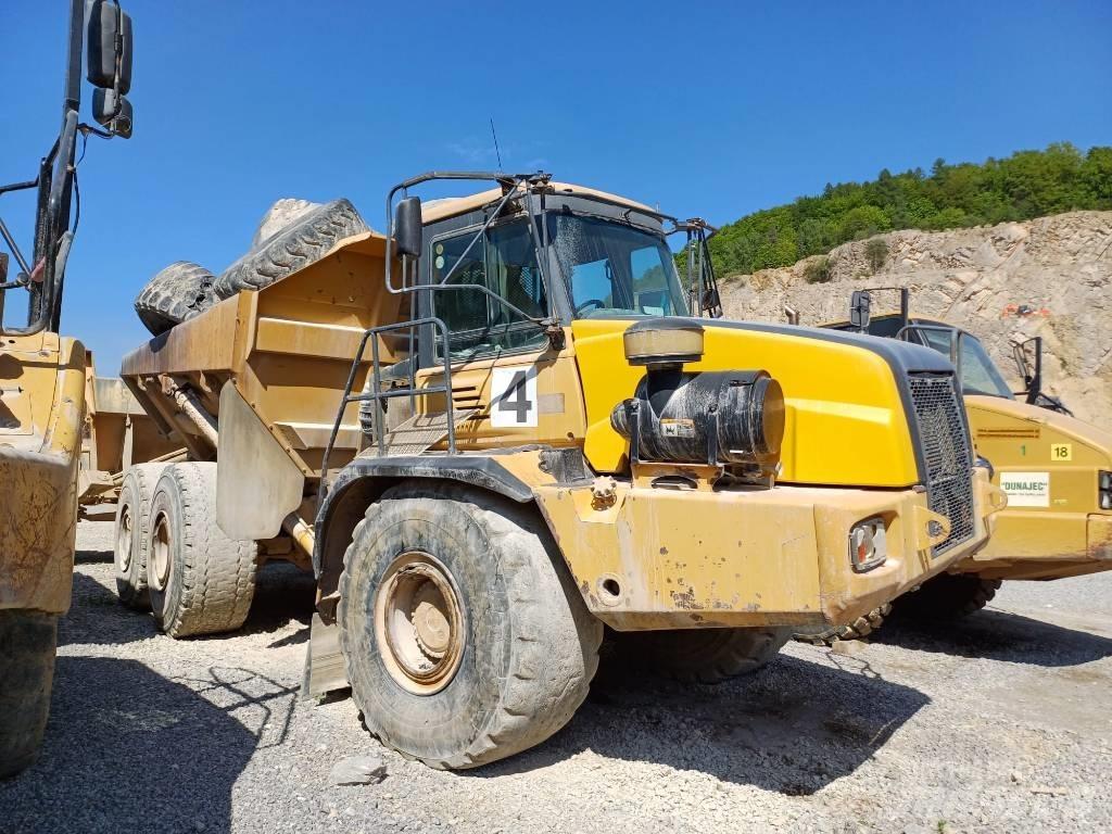 Bell B 40 D Artikulētie pašizgāzēji