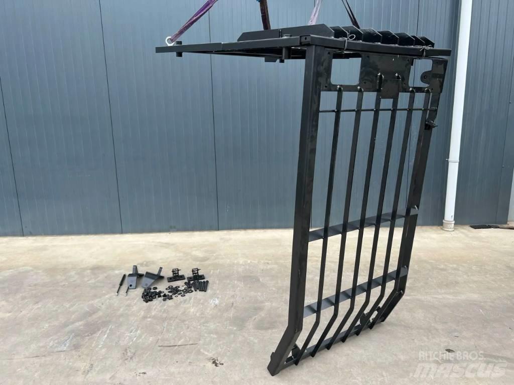 CAT 325D Guard Kabīnes un interjers
