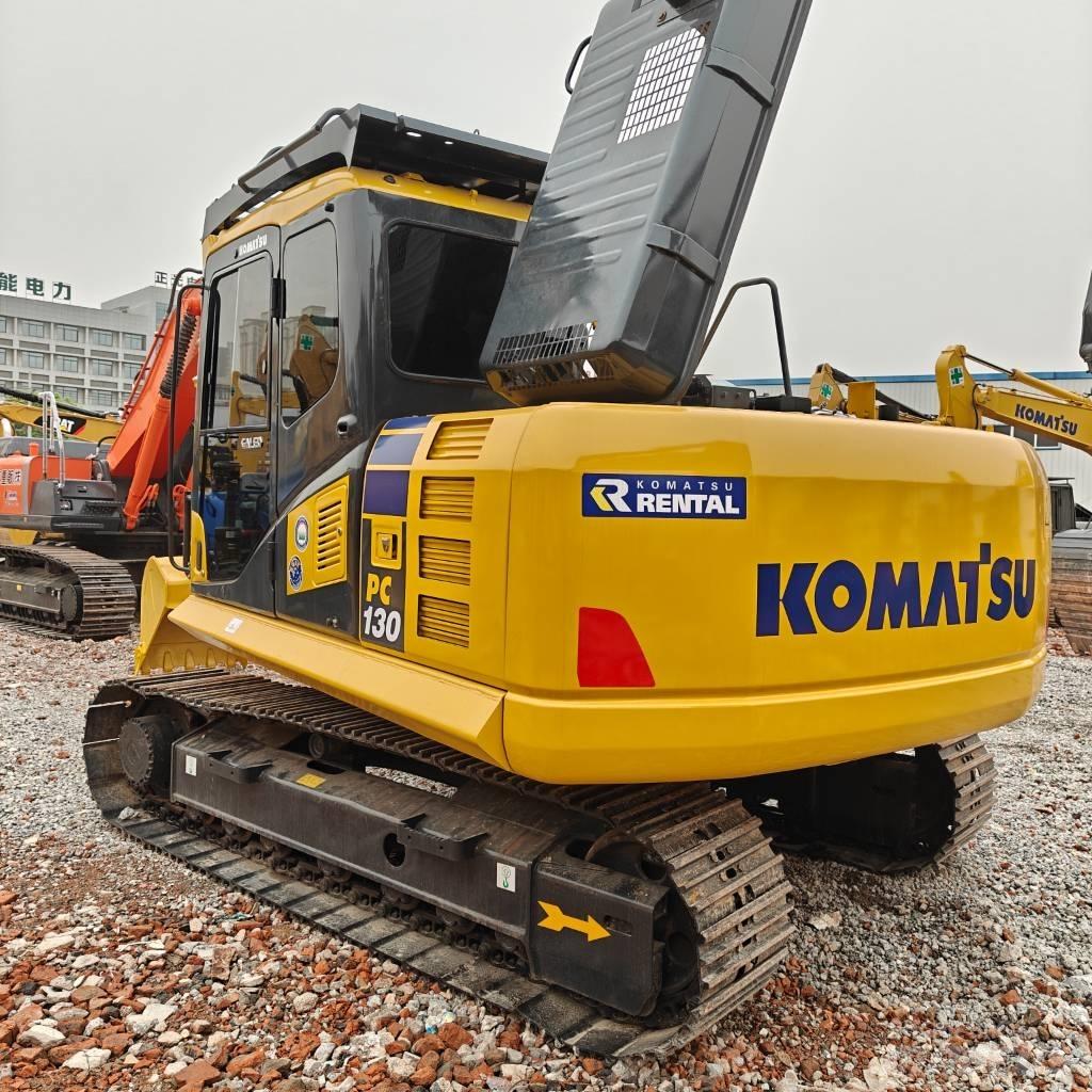 Komatsu 130-7 Kāpurķēžu ekskavatori