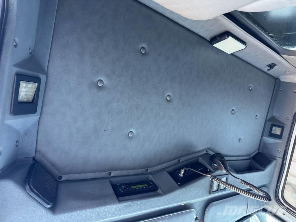 Western Star 4900 Pašizgāzējs