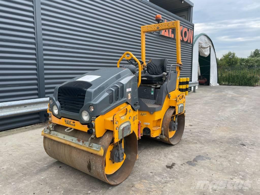 Hamm HD 12 VV Divvalču grunts veltņi