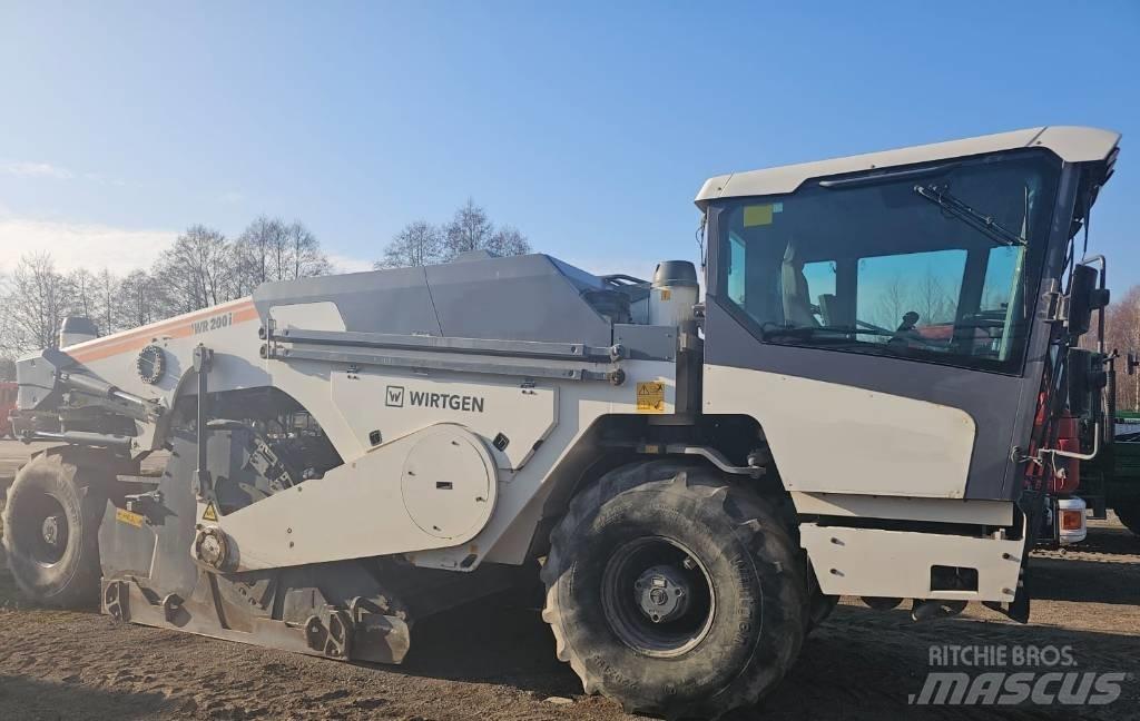 Wirtgen WR 200i Asfalta savācējs