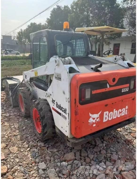 Bobcat S 550 Lietoti riteņu kompaktiekrāvēji