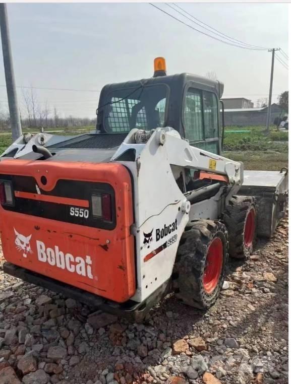 Bobcat S 550 Lietoti riteņu kompaktiekrāvēji
