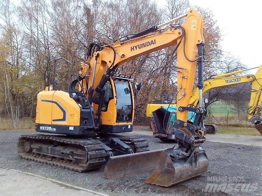 Hyundai HX 130 LCR Kāpurķēžu ekskavatori