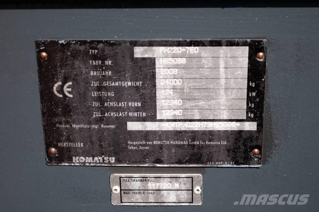 Komatsu PW 220-7 Ekskavatori uz riteņiem