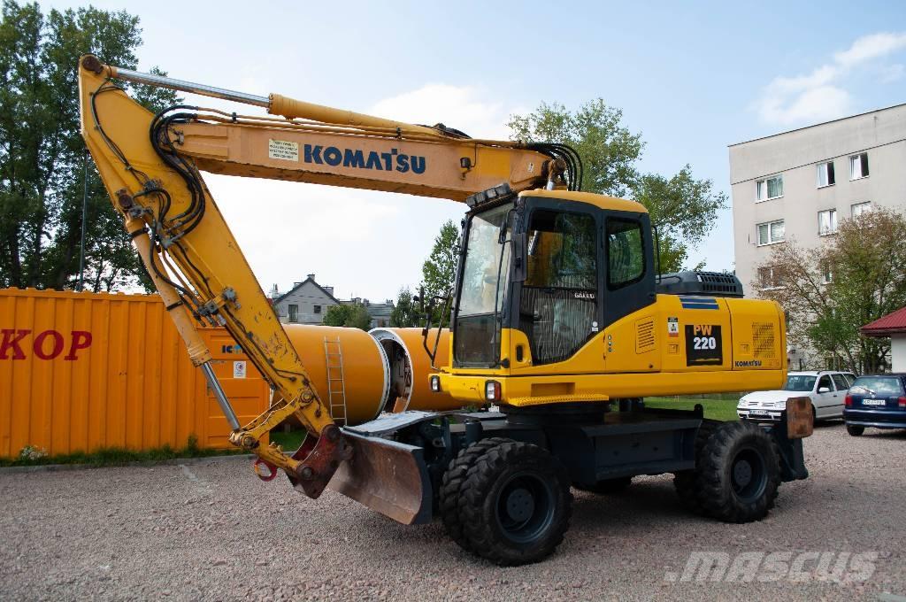 Komatsu PW 220-7 Ekskavatori uz riteņiem