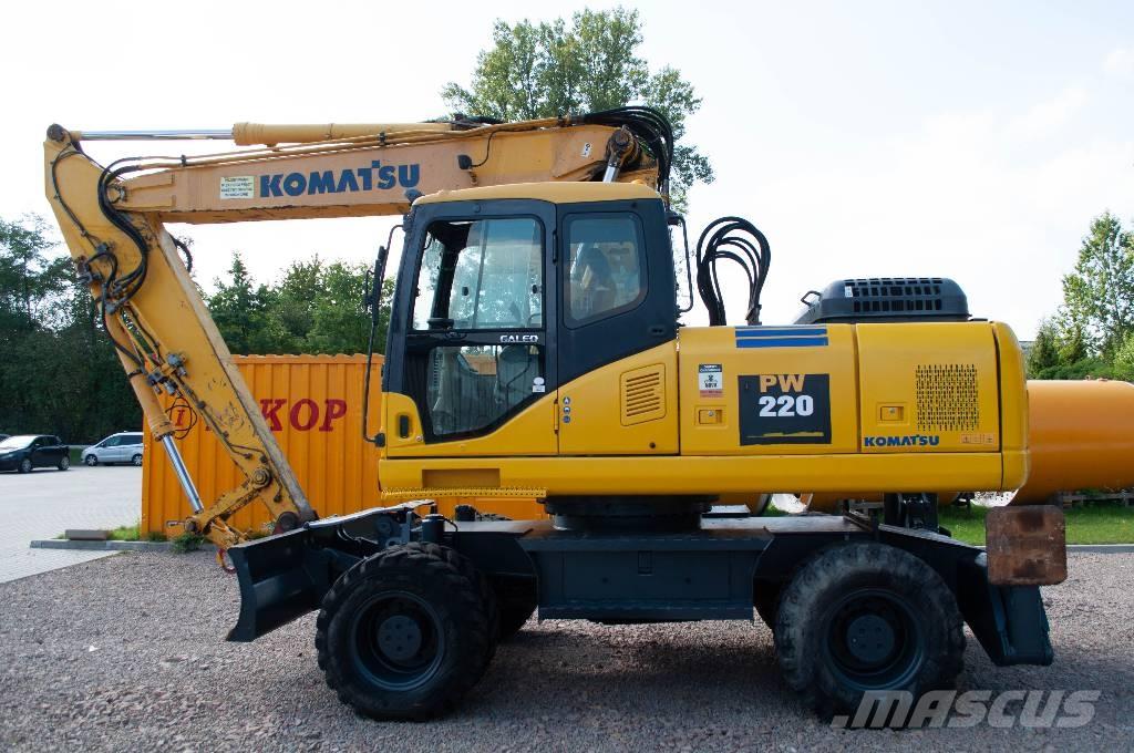 Komatsu PW 220-7 Ekskavatori uz riteņiem