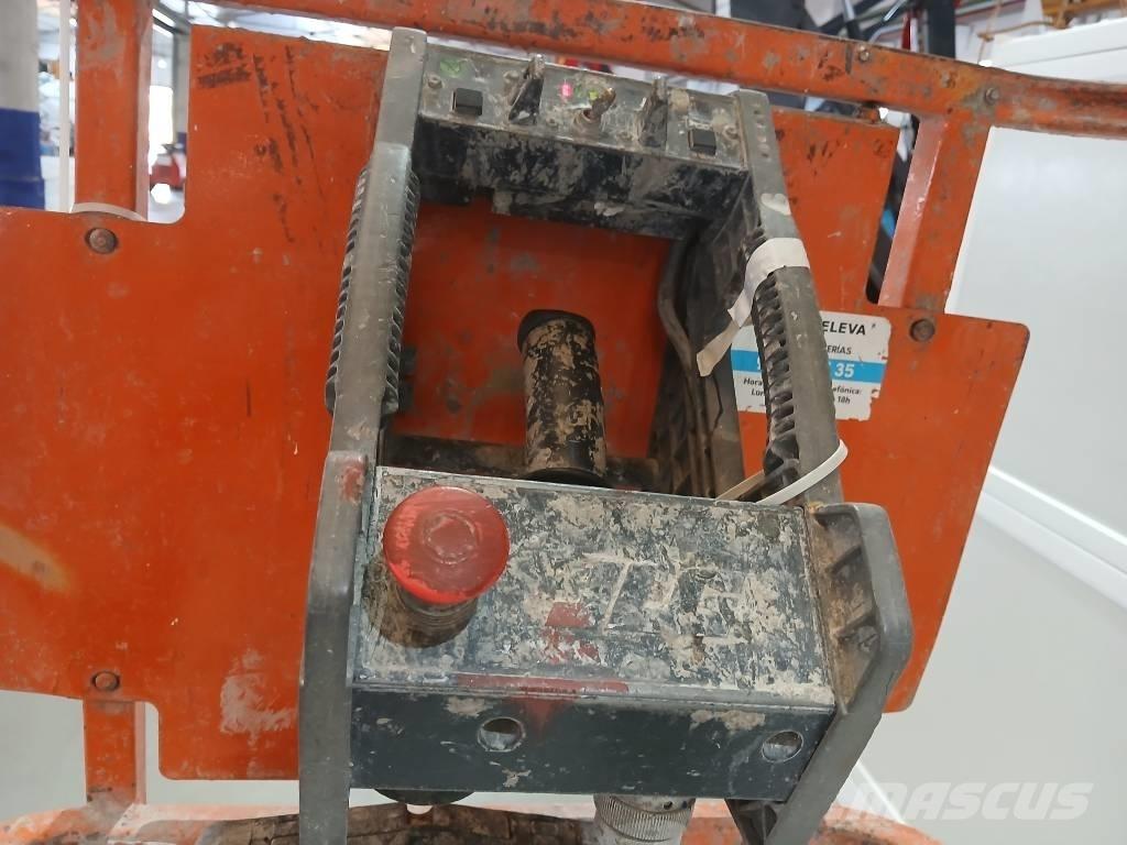JLG 1930 ES Šķerveida pacēlāji