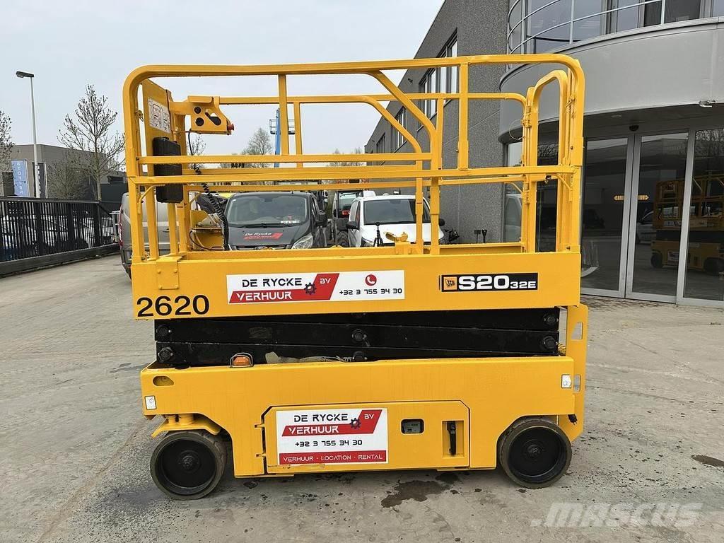 JCB S2032E Citi pacēlāji un platformas