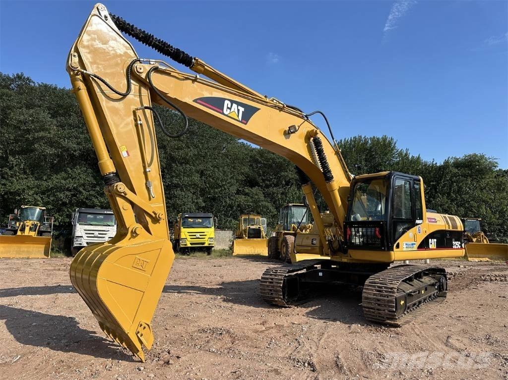 CAT 325C Kāpurķēžu ekskavatori