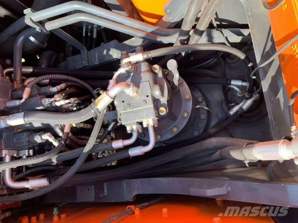 Doosan 300 Kāpurķēžu ekskavatori