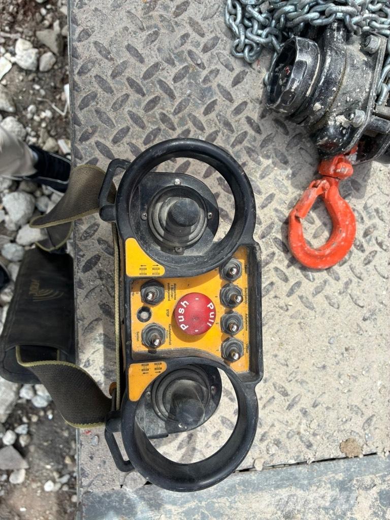 GIPO P090 GIGA Mobilie drupinātāji