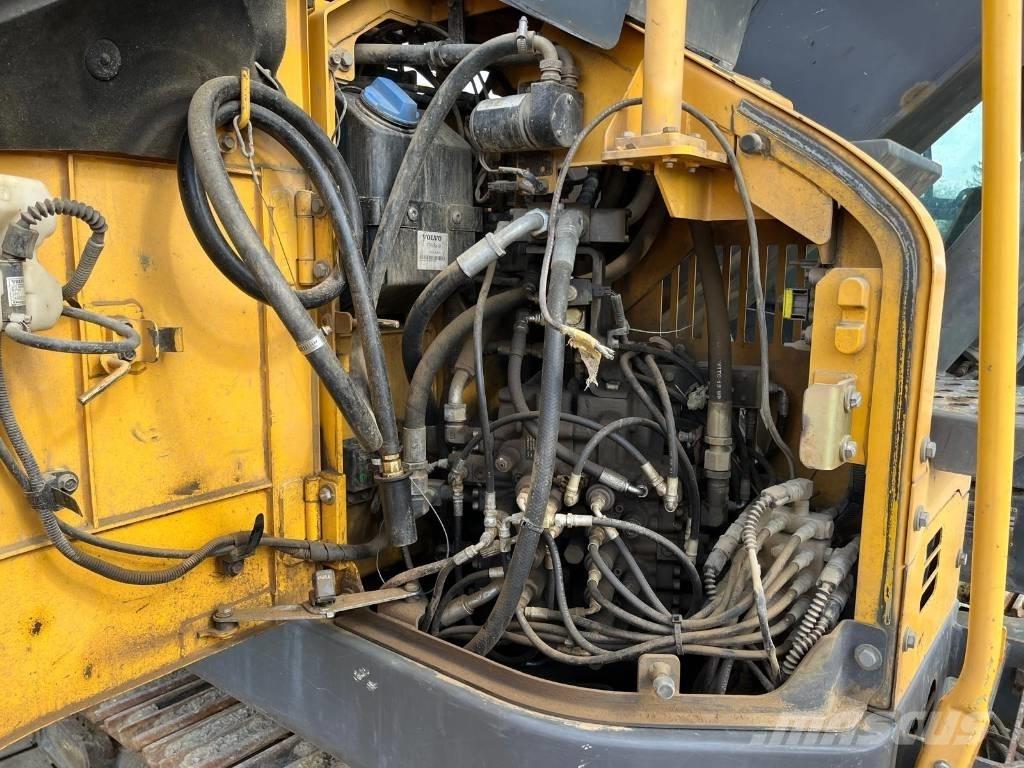 Volvo ECR145EL Kāpurķēžu ekskavatori