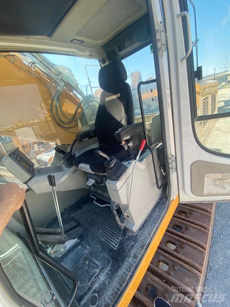 Liebherr 954 SME Kāpurķēžu ekskavatori