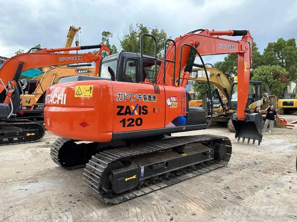 Hitachi ZX120 Kāpurķēžu ekskavatori