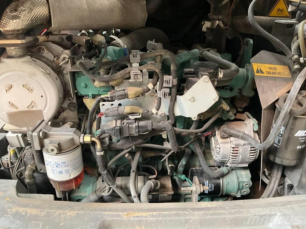 Volvo L 30 G Iekrāvēji uz riteņiem
