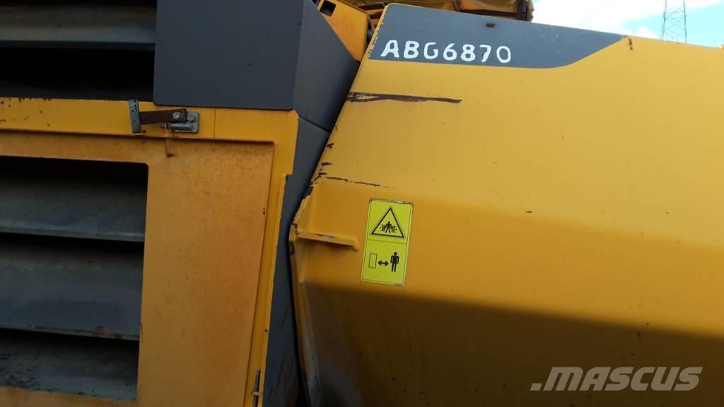 Volvo ABG 6870 Asfalta klājēji